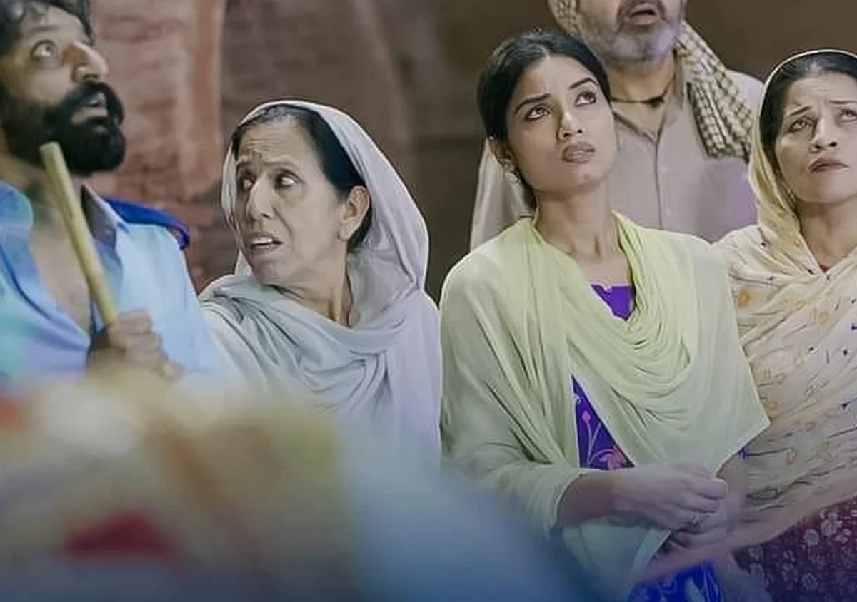 Akkad Bakkad Bambee Bo Assi Nabbe Poore So (2025) Movie Poster