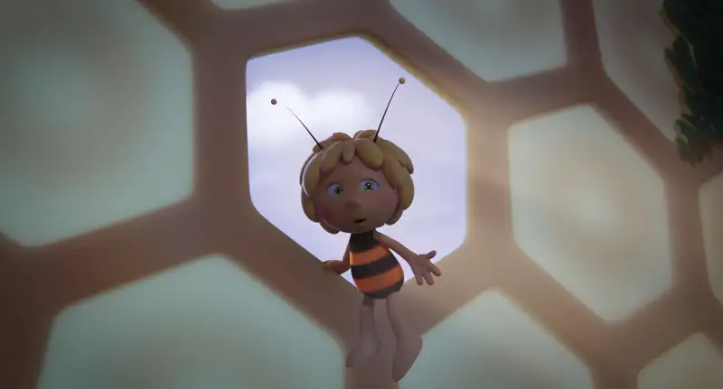 Maya the Bee 3 The Golden Orb (2021) Movie Screenshot (1)