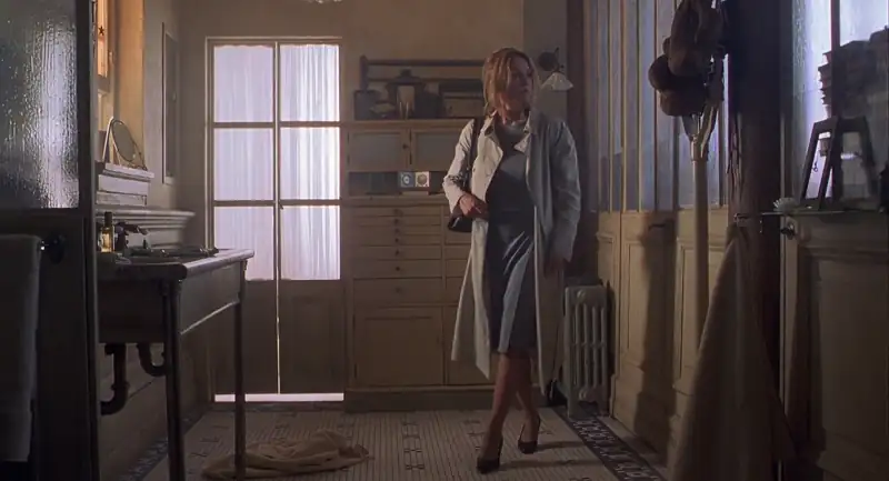 Unfaithful (2014) Movie Screenshot (1)